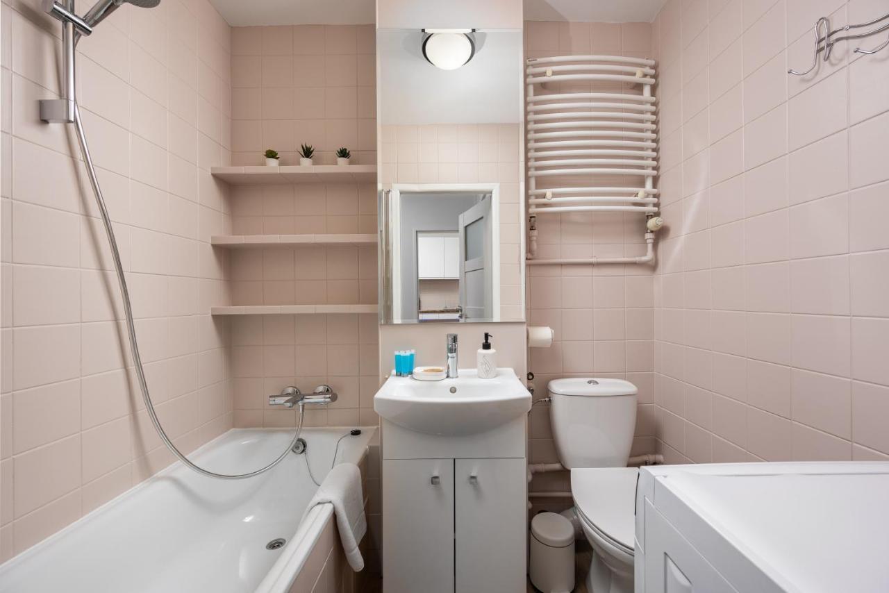 9Th Floor City View Apartment Варшава Екстер'єр фото