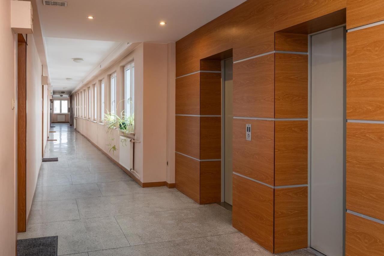 9Th Floor City View Apartment Варшава Екстер'єр фото